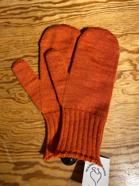 Mariedal wool mittens