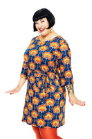 Cissi och Selma dress Doris Retroblom Blåbrun