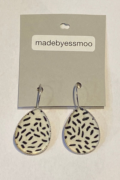 Essmoo earrings